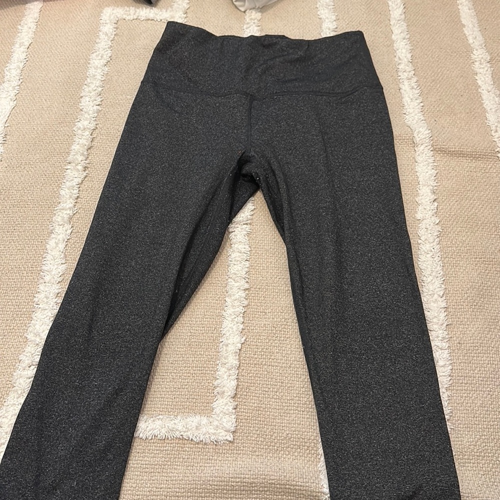 Black leggings that are M size and only worn 1 time